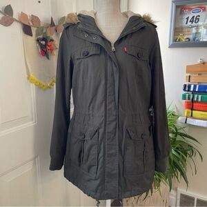 Levi's Women's Sherpa Parka Faux-Fur-Trim Hooded Army Green Jacket&Coat(Size M)